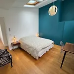 Grandeur Cachee Du 15e - Avec Parking Apartamento