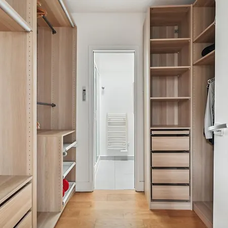 Grandeur Cachee Du 15e - Avec Parking Apartment *