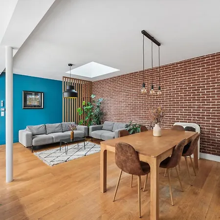Grandeur Cachée Du 15e - Avec Parking Appartement *
